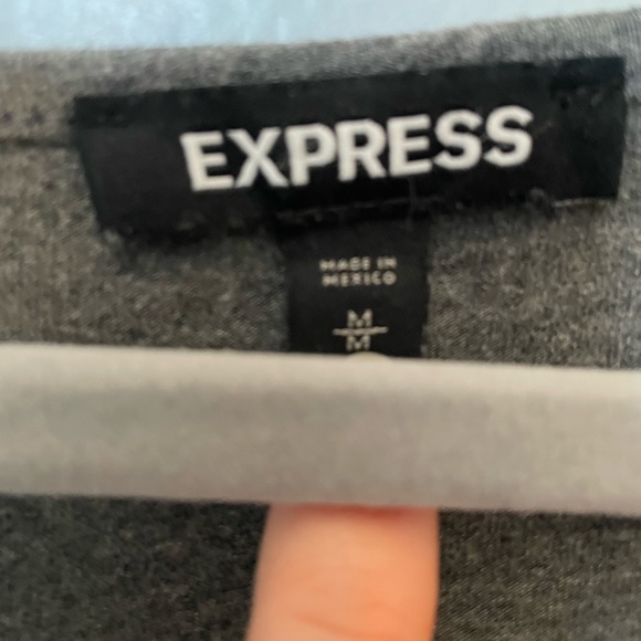 Express Grey ruched top size medium - Picture 3 of 3